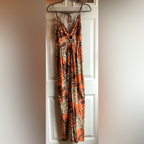 Sincerely Jules NWT Jumpsuit S Wide Leg Halter Cruise Resort Palm Neutral Safari - Picture 2 of 9